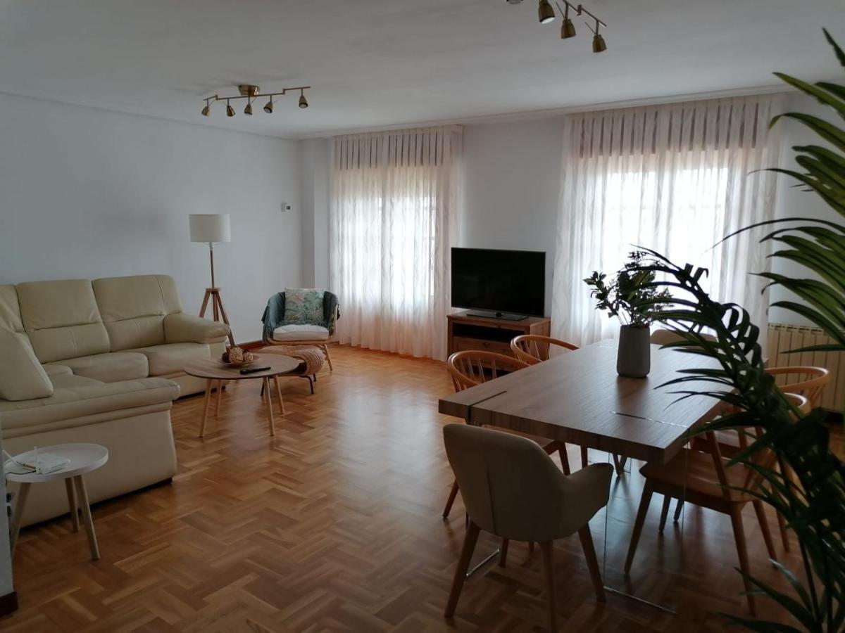 Апартаменти Apartamento Caracas Асторга Екстер'єр фото